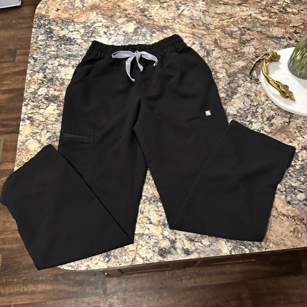 Figs high waisted Dowa scrub pants xs petite